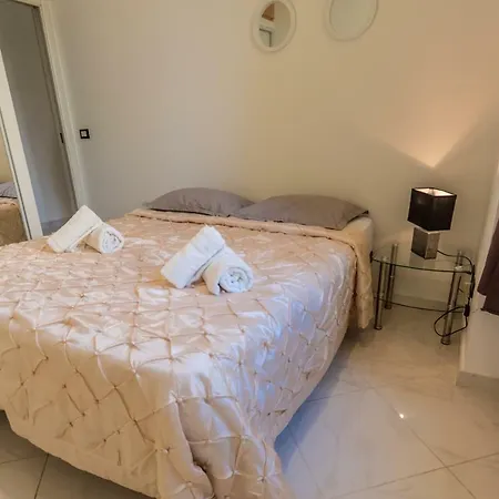 Jules Ferry. Ric'keys Appartement Beausoleil